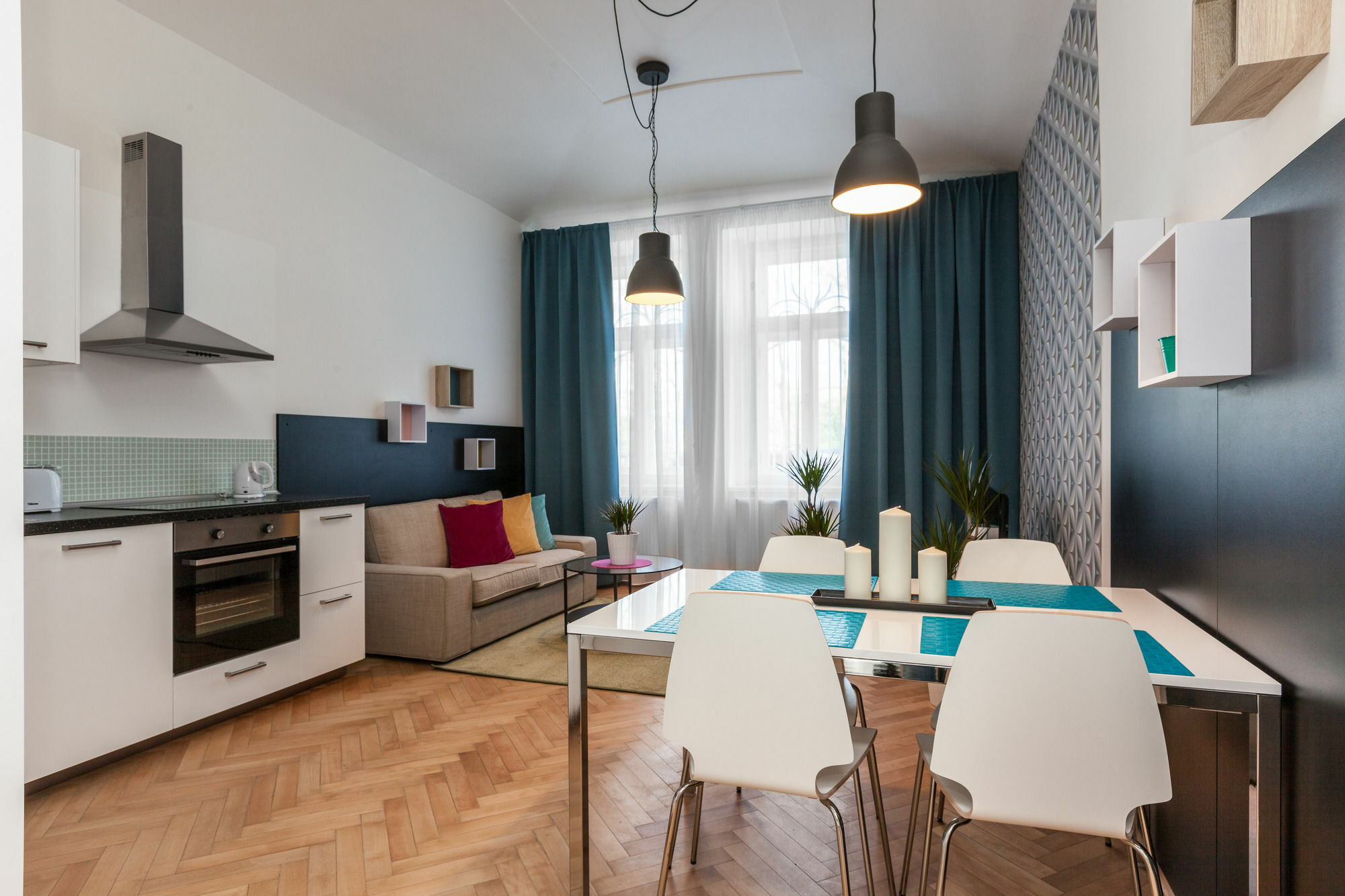 Comfortable Apartahotel Praga